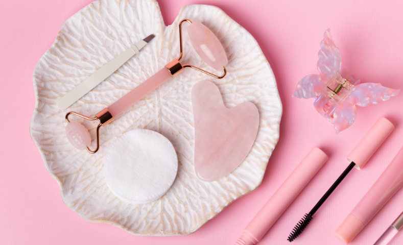 Rose Quartz Face Roller - Image 4